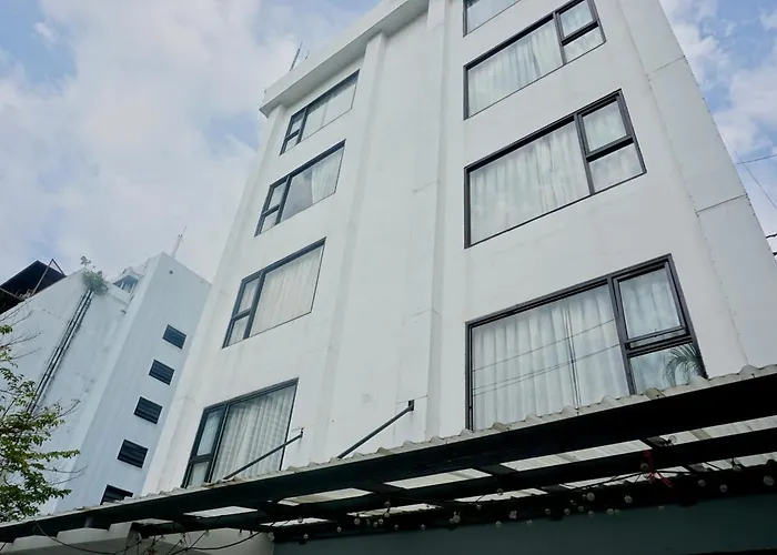 Hash Silom Soi 3 Bangkok